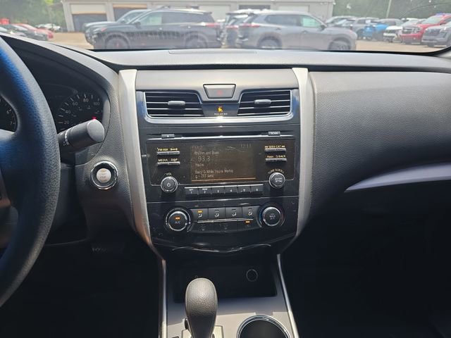 Used 2015 Nissan Altima 2.5 S w/ Power Driver Seat Package FWD image 25