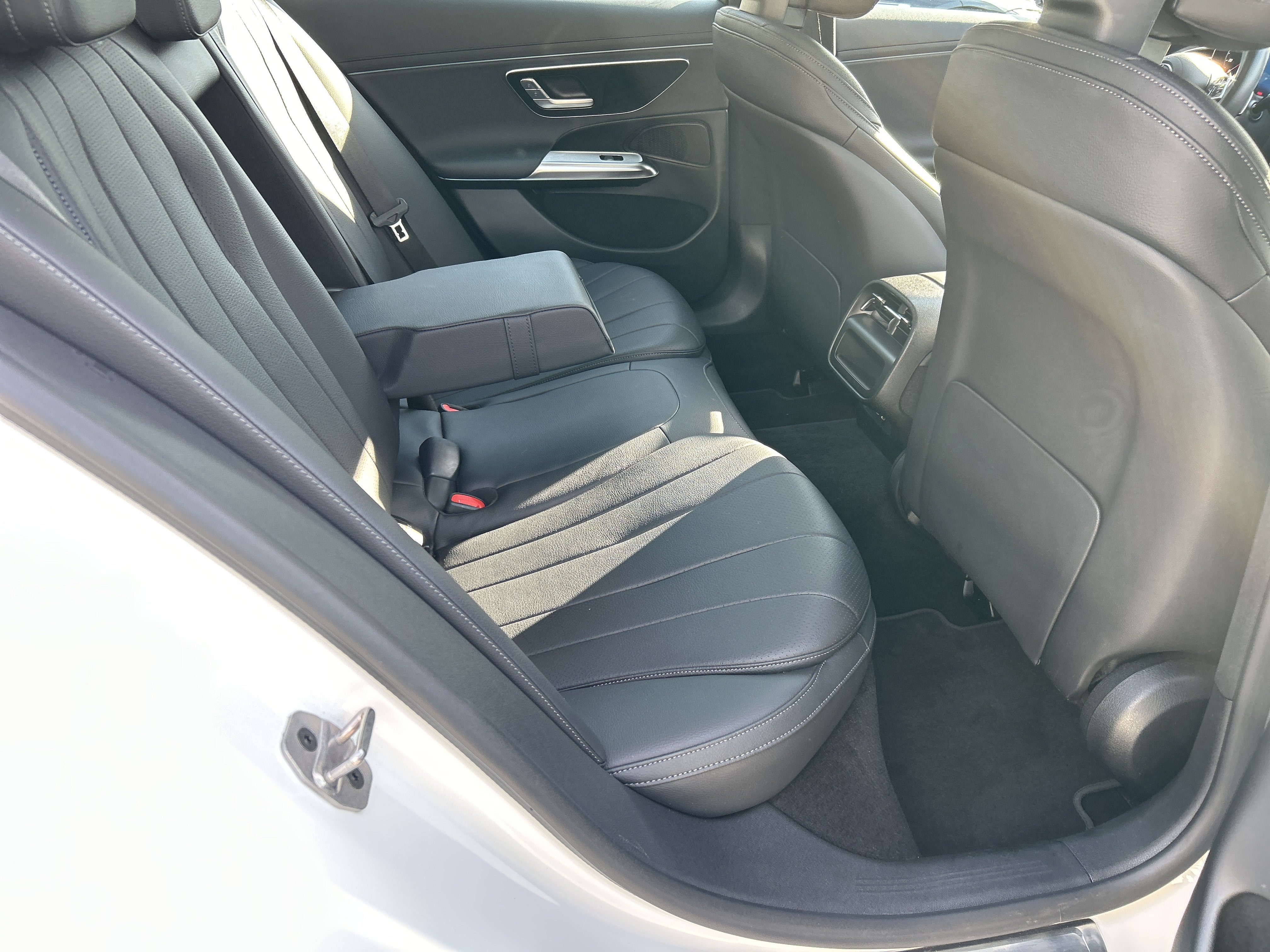 Certified 2025 Mercedes-Benz E 350 Sedan w/ Winter Package image 45