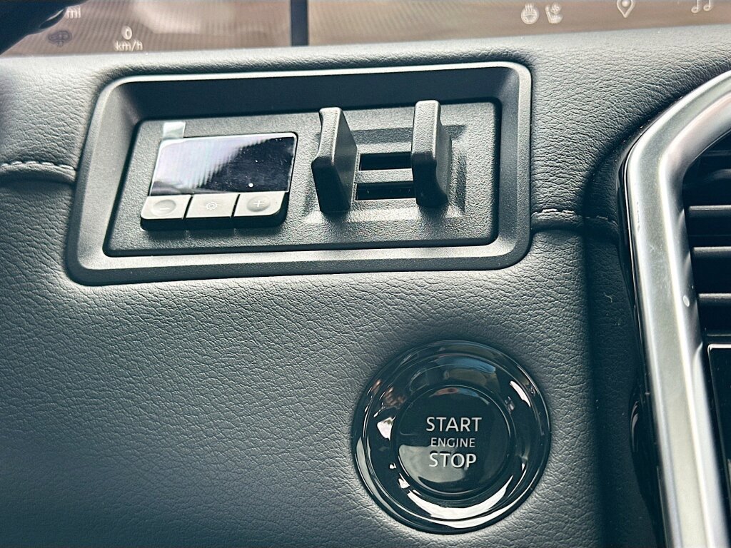 New 2026 Nissan Armada Platinum Reserve image 9