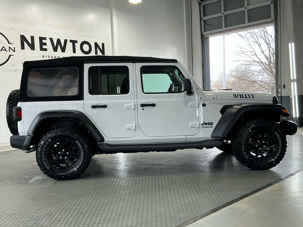Used 2022 Jeep Wrangler Unlimited Sport image 39