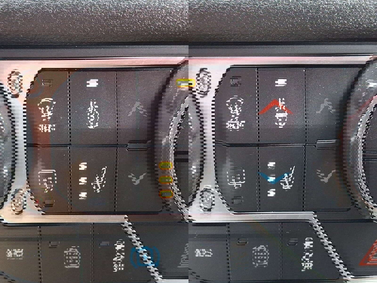 Used 2024 Jeep Wrangler Unlimited w/ Convenience Group AWD/4WD image 23