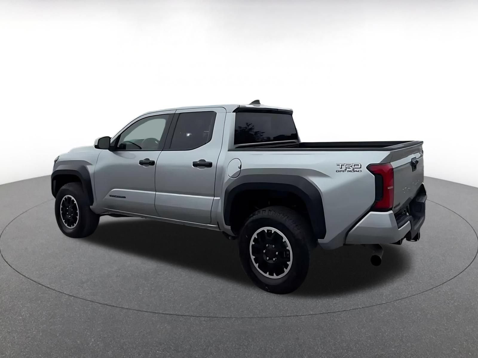 Used 2025 Toyota Tacoma TRD Off-Road AWD/4WD image 9