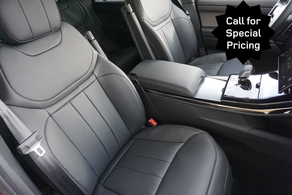 New 2025 Land Rover Range Rover Sport Dynamic SE image 24