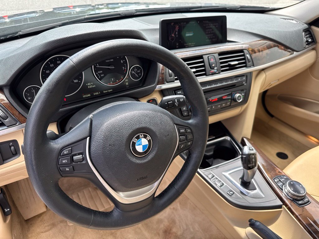 Used 2014 BMW 328i xDrive Sedan AWD/4WD image 21