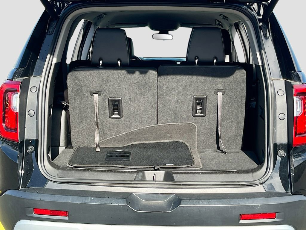 Used 2023 GMC Acadia SLT image 27