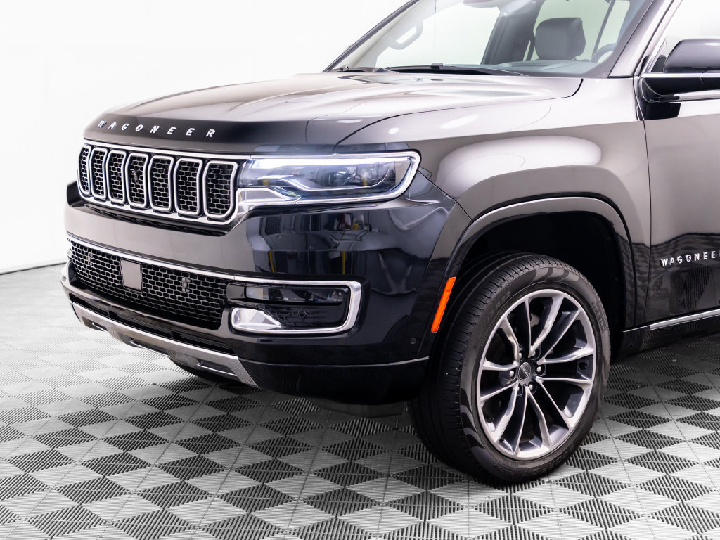Used 2024 Jeep Wagoneer L Series III w/ Premium Group I AWD/4WD image 43