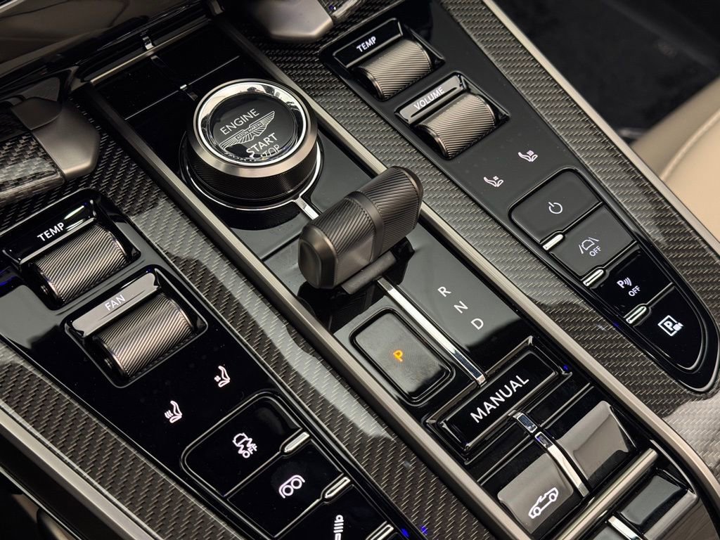 New 2026 Aston Martin Vanquish Convertible image 33