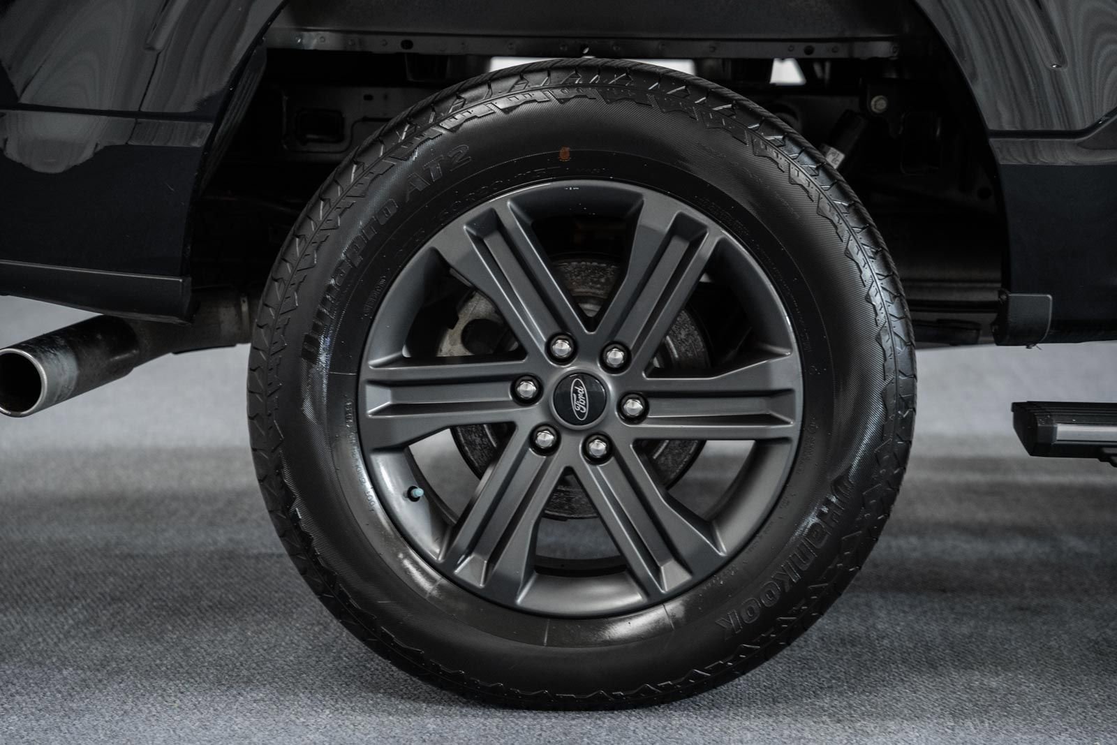 Certified 2023 Ford F150 Lariat w/ Equipment Group 502A High image 26