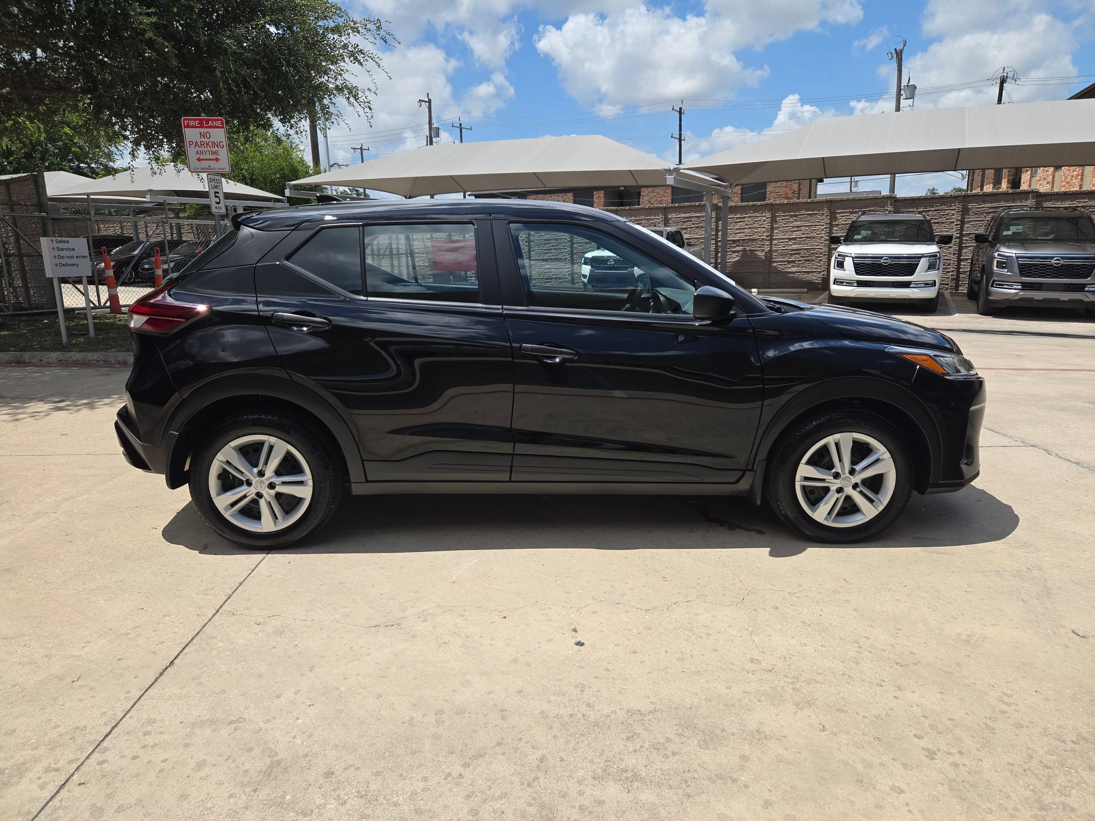 Certified 2025 Nissan Kicks Play S FWD video 2