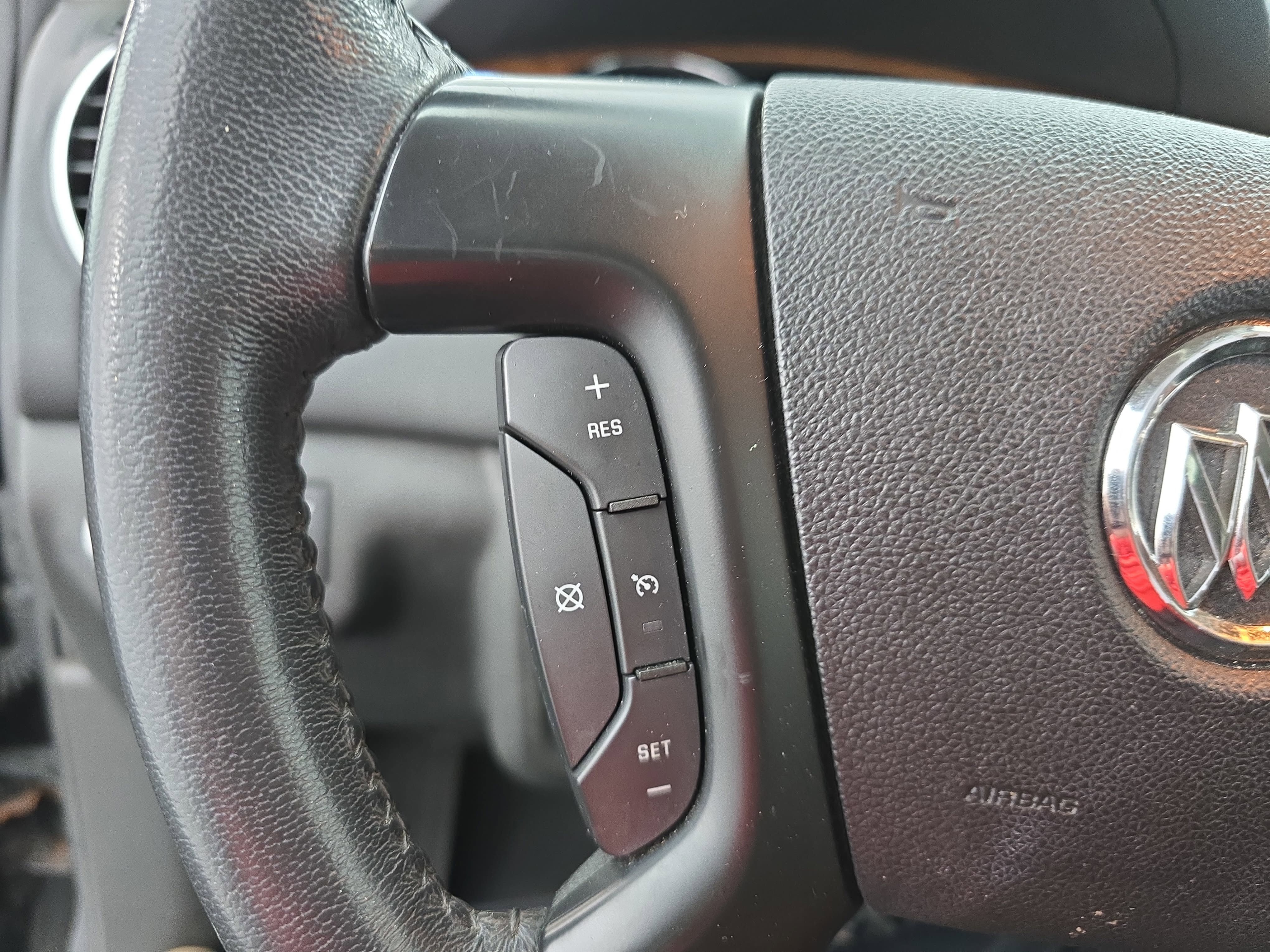 Used 2012 Buick Enclave Leather FWD image 18