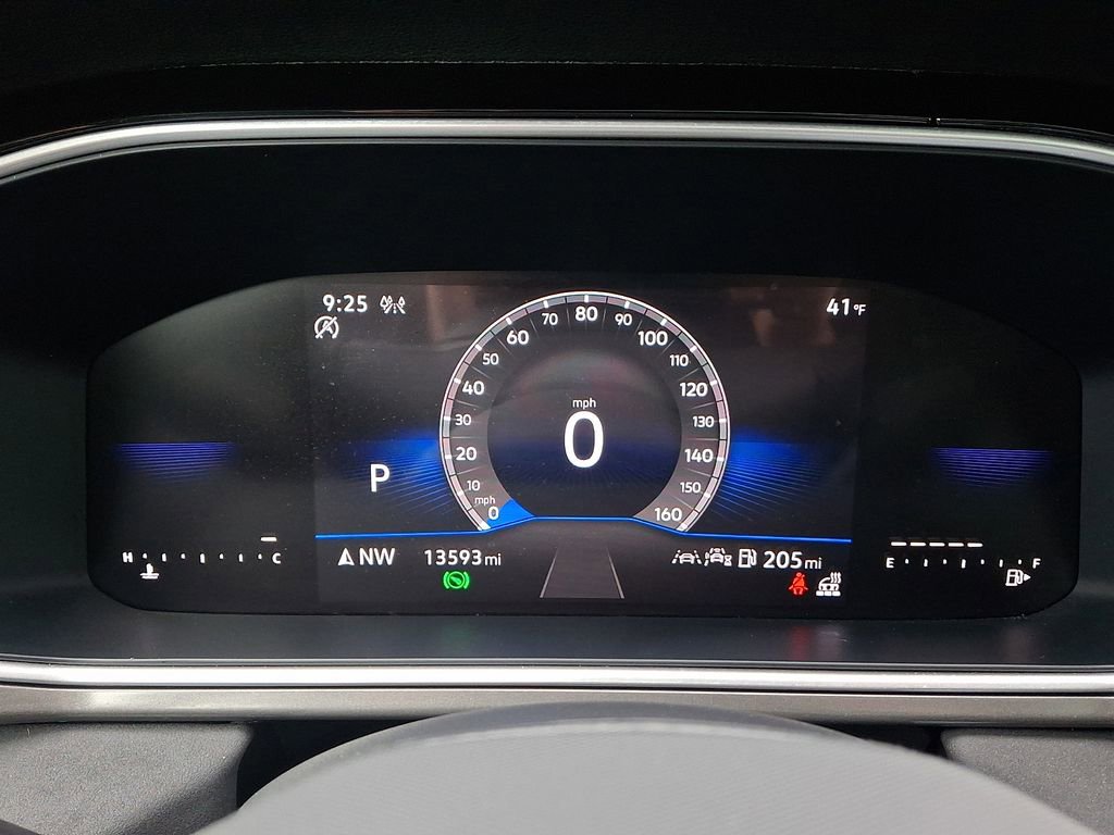 Certified 2025 Volkswagen Taos SE AWD/4WD image 20