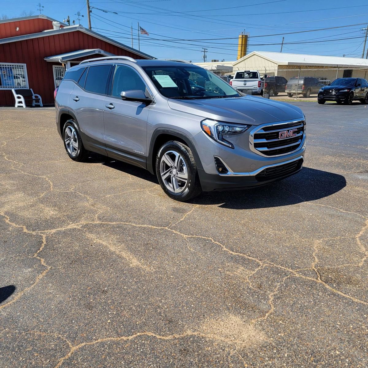 Used 2021 GMC Terrain SLT image 4