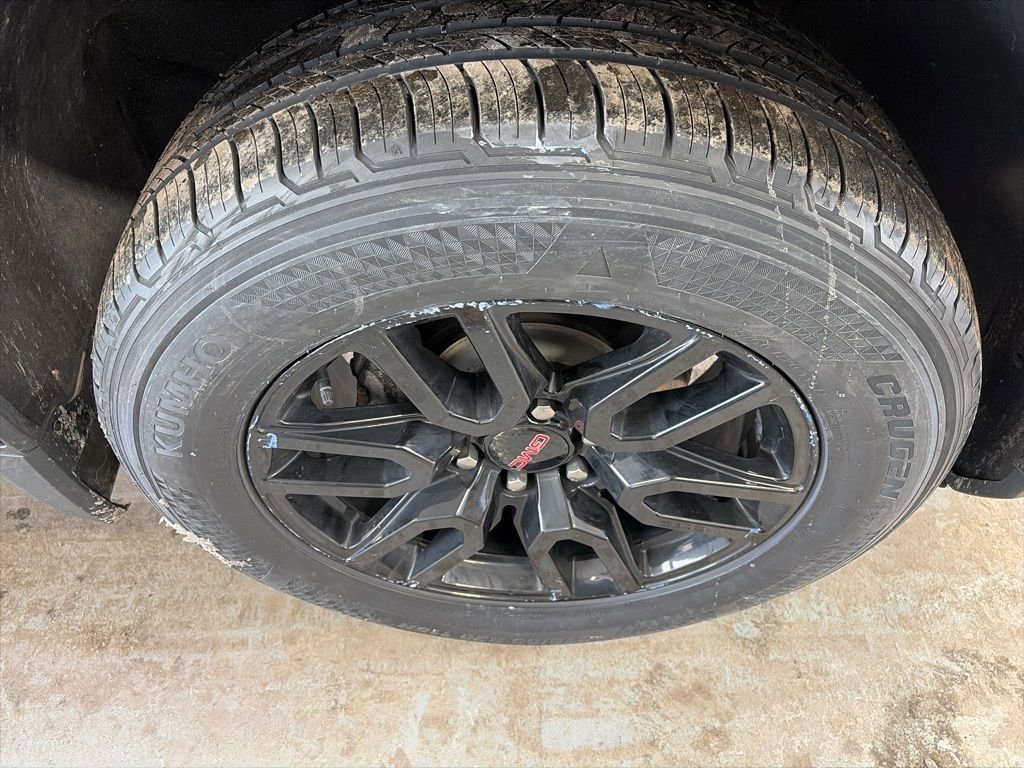 Used 2023 GMC Sierra 1500 Elevation w/ Preferred Package image 11