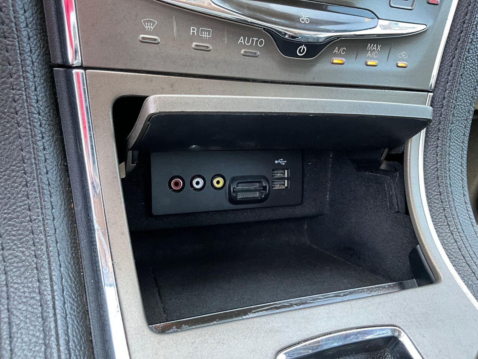 Used 2013 Lincoln MKX AWD image 15