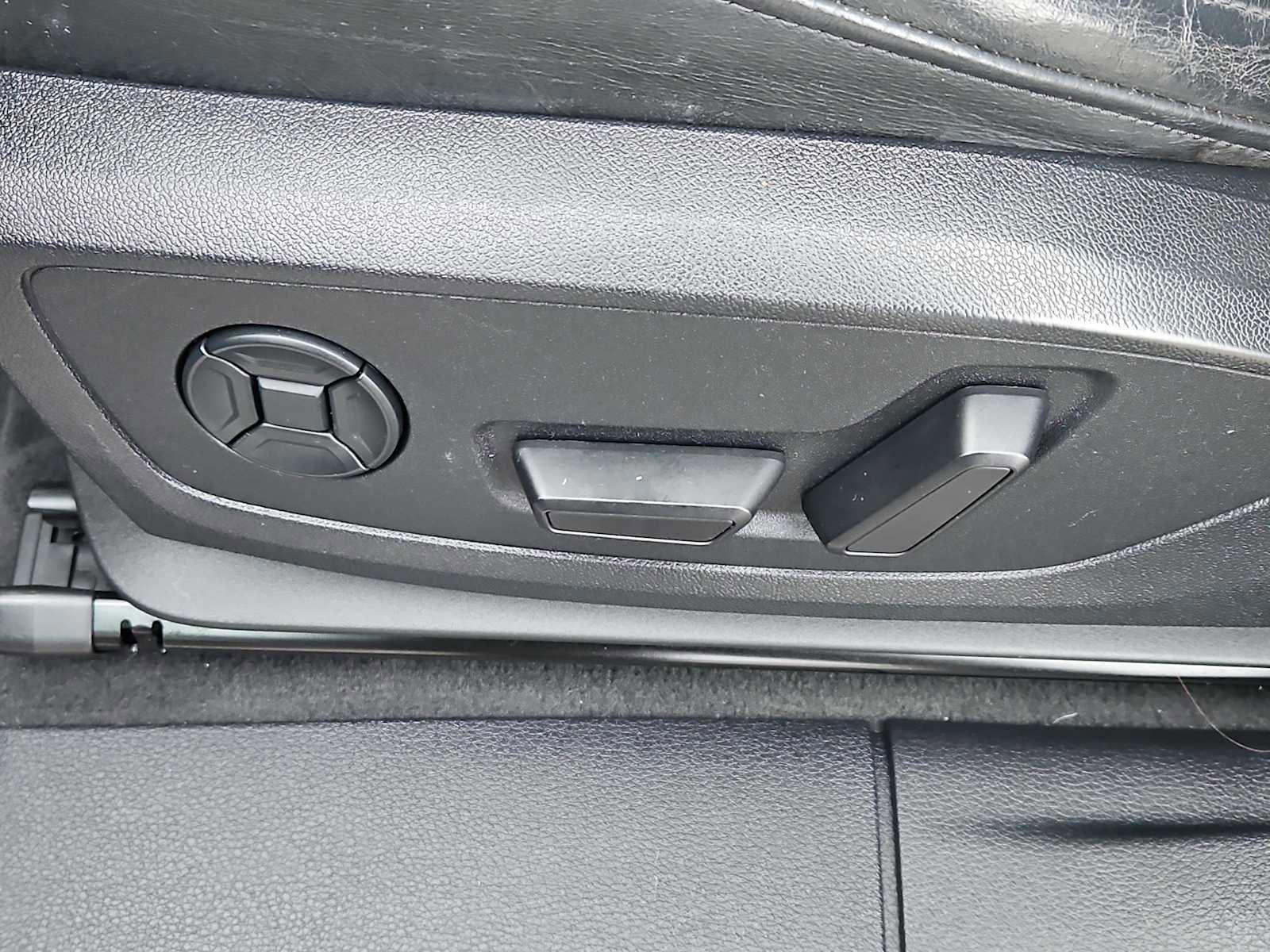 Used 2020 Audi Q3 2.0T Premium w/ Convenience Package image 22