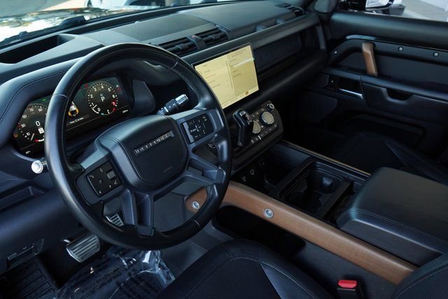 Used 2022 Land Rover Defender 110 X AWD/4WD image 20