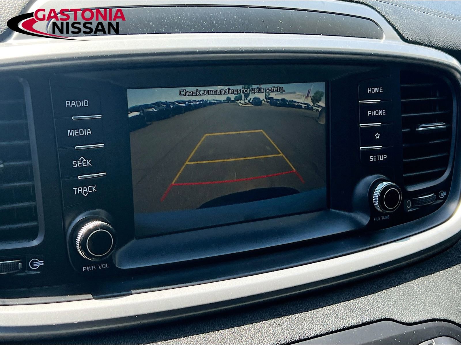 Used 2020 Kia Sorento L FWD image 17