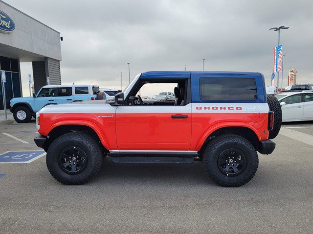 Used 2025 Ford Bronco Stroppe Edition AWD/4WD image 5