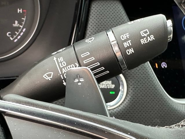 Used 2025 Cadillac XT5 Sportv w/ Technology Package AWD/4WD image 22