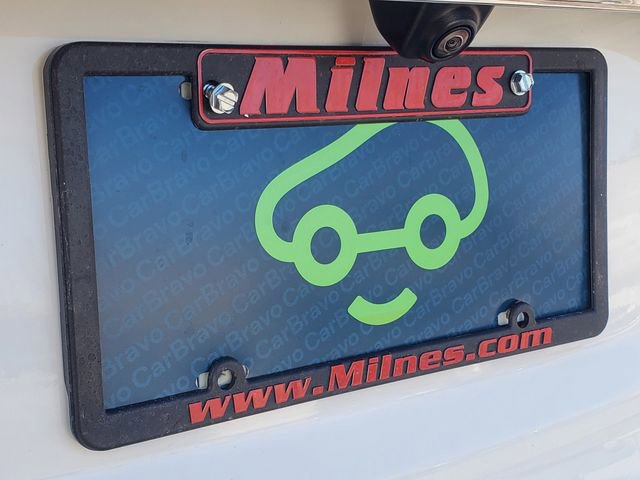 Certified 2022 GMC Acadia SLE w/ Driver Convenience Package image 9