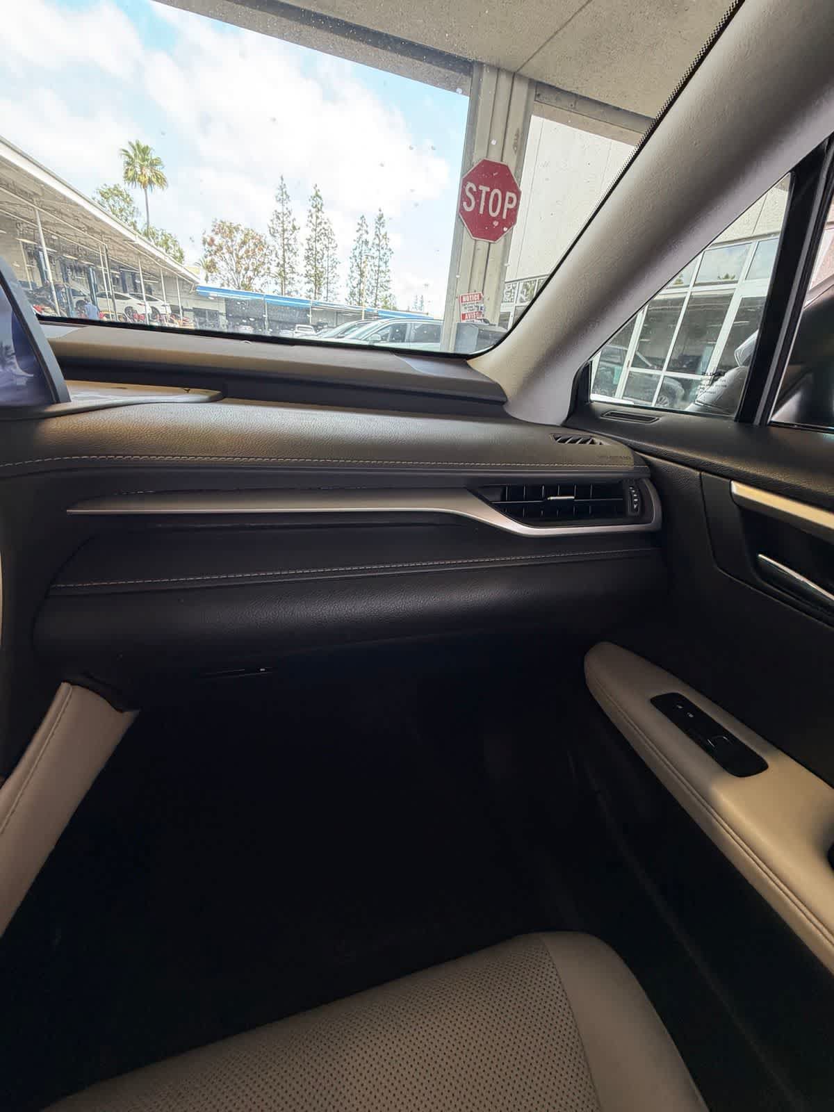Used 2020 Lexus RX 450h AWD w/ Premium Package image 18