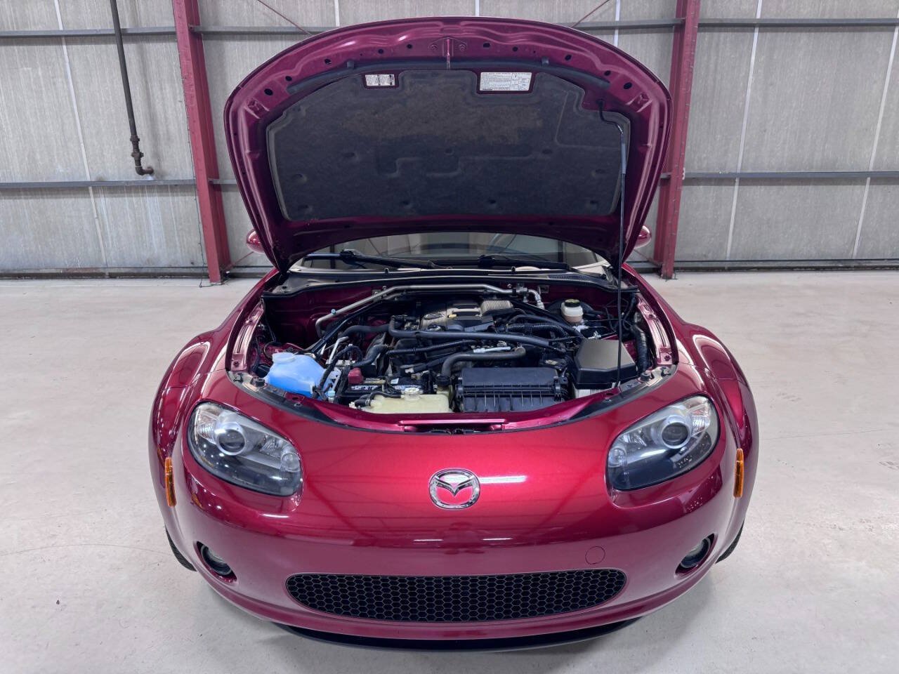 Used 2007 MAZDA MX-5 Miata Grand Touring w/ Premium Pkg RWD image 30