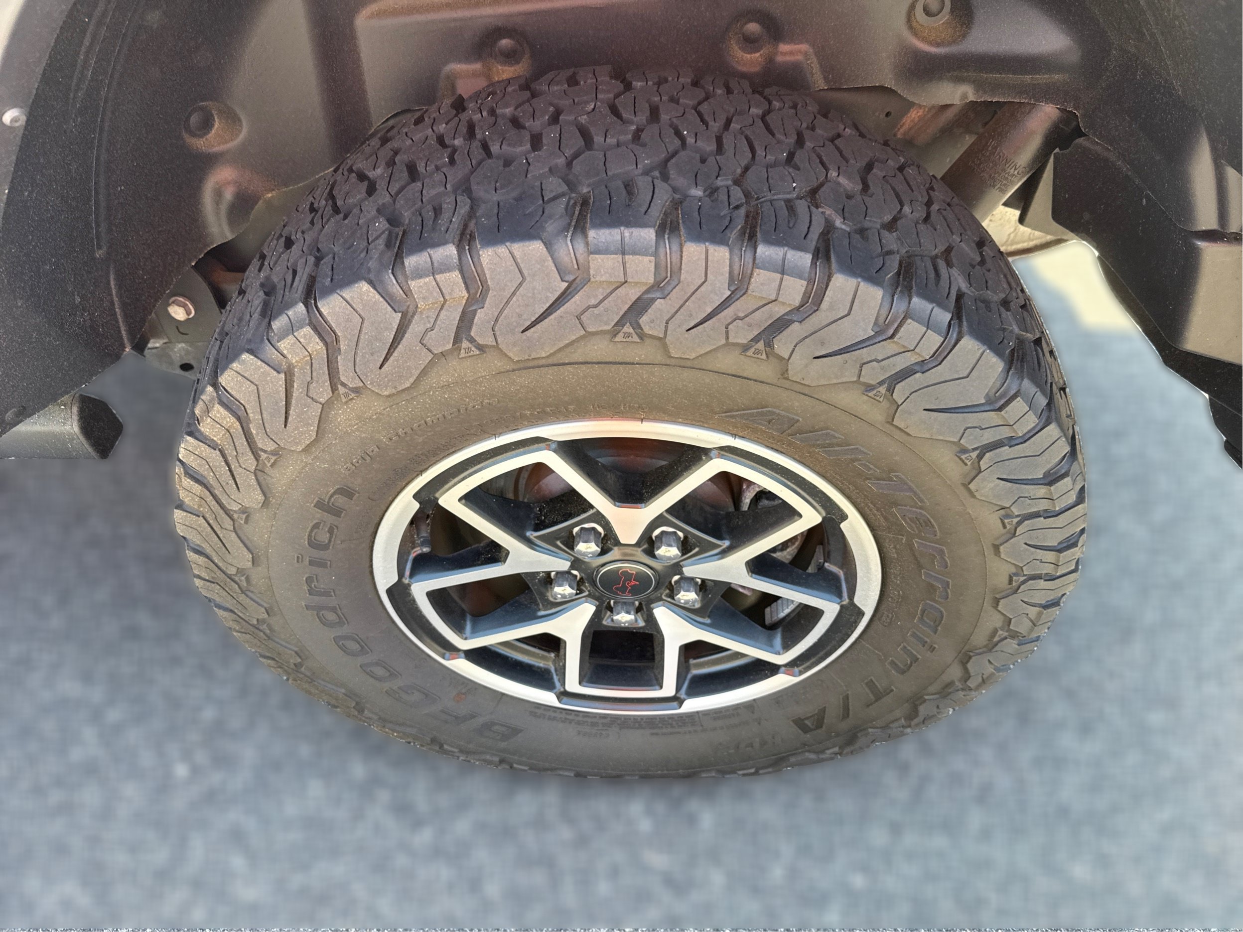 Used 2024 Jeep Wrangler Unlimited Rubicon w/ Technology Group AWD/4WD image 23