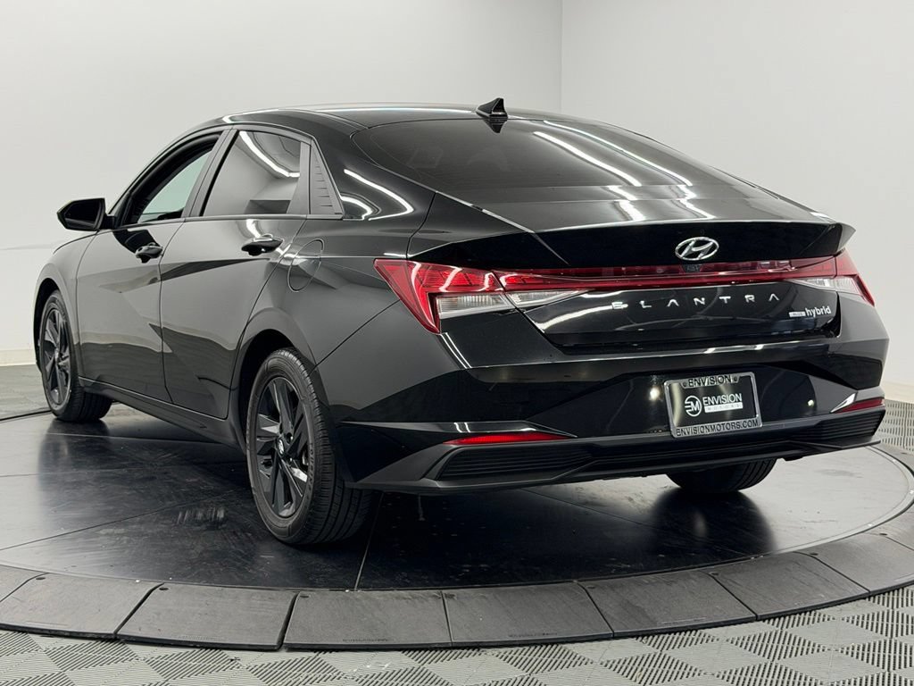 Used 2022 Hyundai Elantra Blue FWD image 12