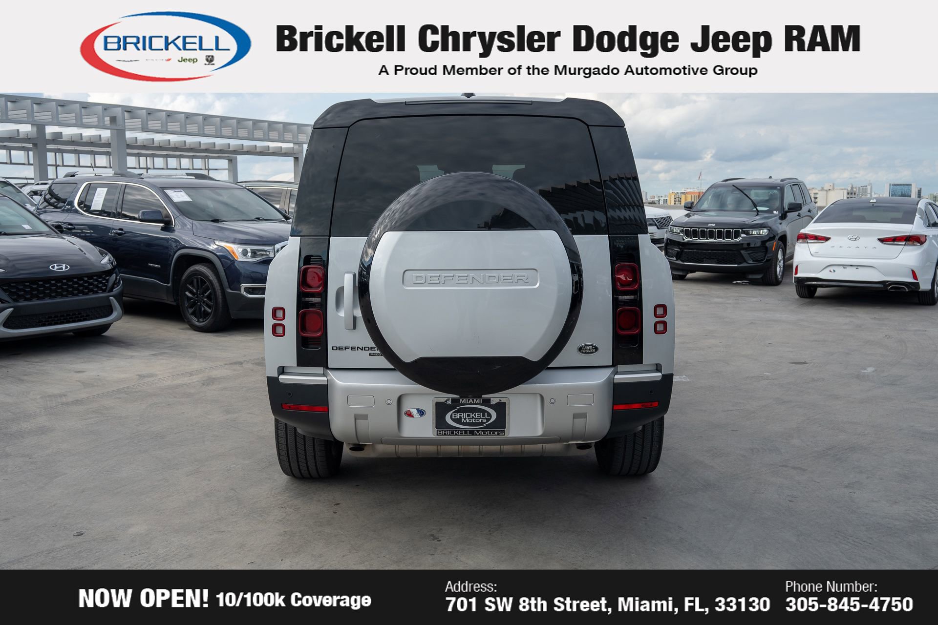 Used 2023 Land Rover Defender 130 SE image 6