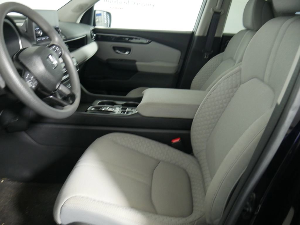 Used 2023 Honda Pilot LX image 14