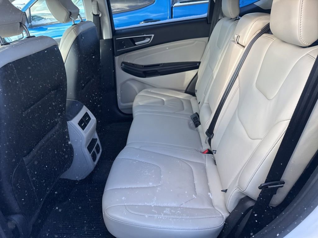 Used 2017 Ford Edge Titanium w/ Technology Package image 10