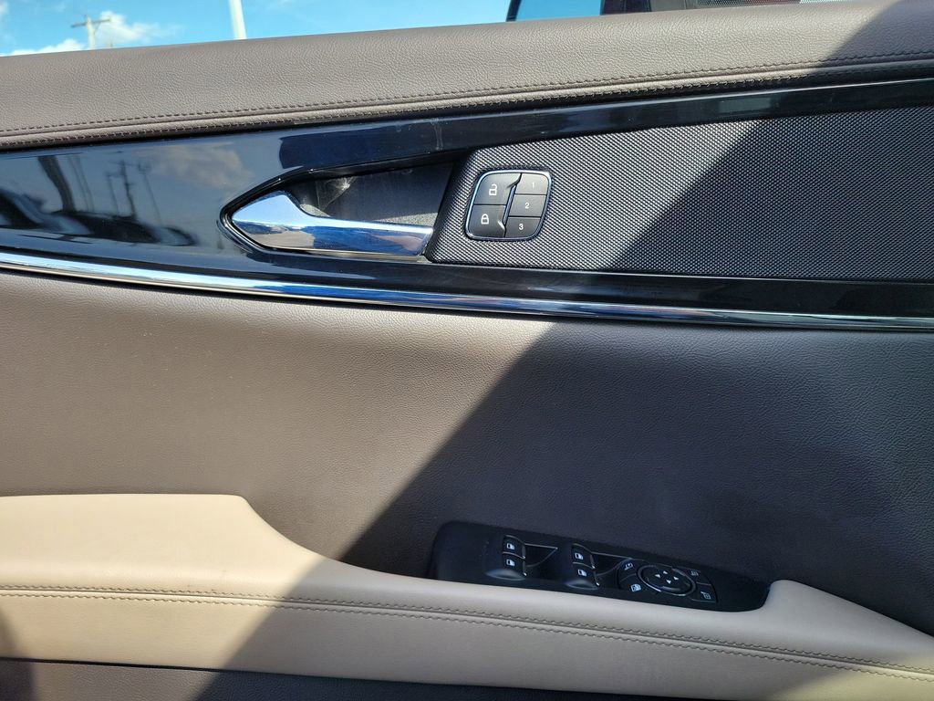 Certified 2022 Lincoln Nautilus Reserve image 20