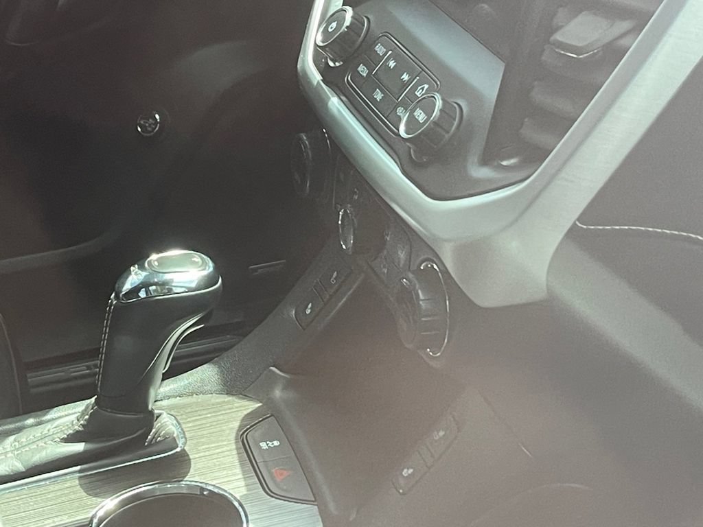 Used 2019 GMC Acadia SLT AWD/4WD image 6