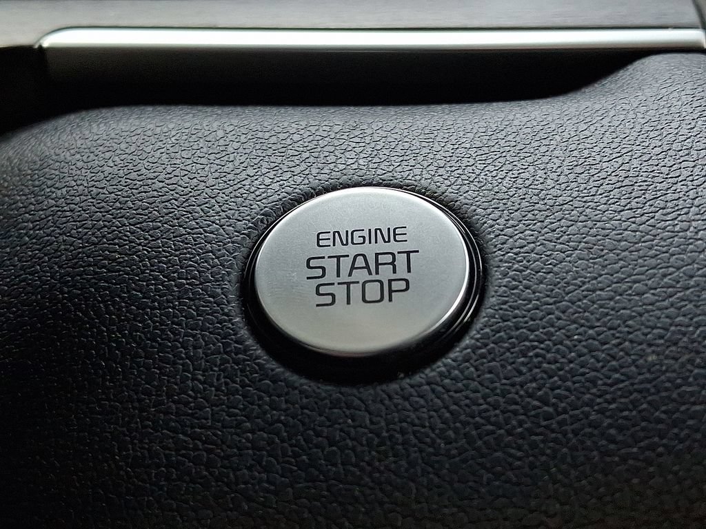 Used 2022 Kia Sorento S AWD/4WD image 24