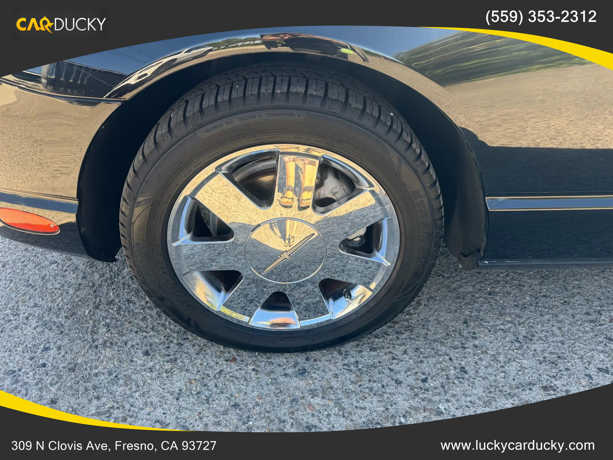 Used 2002 Ford Thunderbird image 23