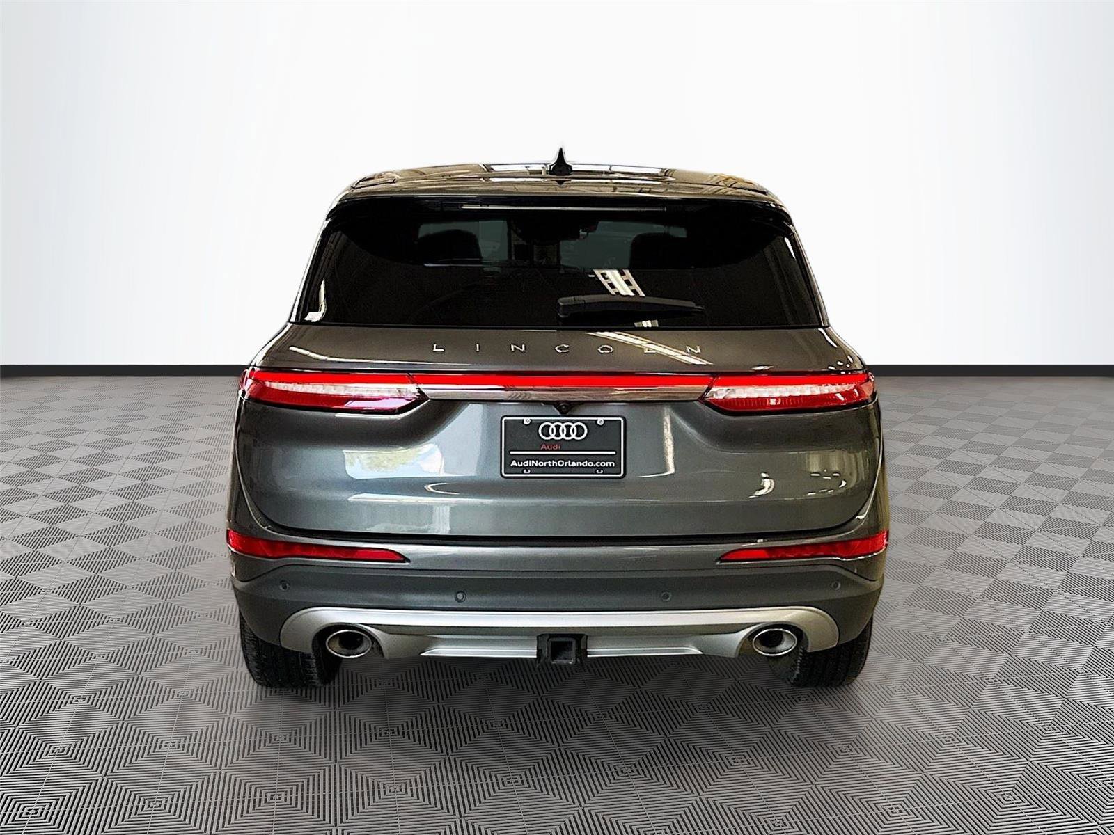 Used 2023 Lincoln Corsair AWD w/ Towing Package image 6
