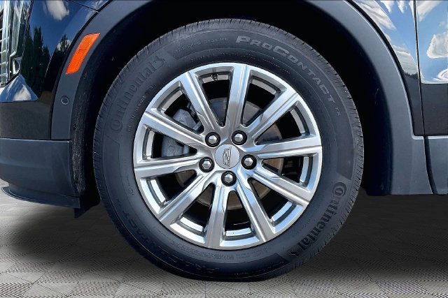 Certified 2023 Cadillac XT4 Premium Luxury w/ Technology Package FWD image 21