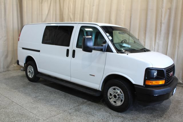 Used 2014 GMC Savana 3500 RWD image 1