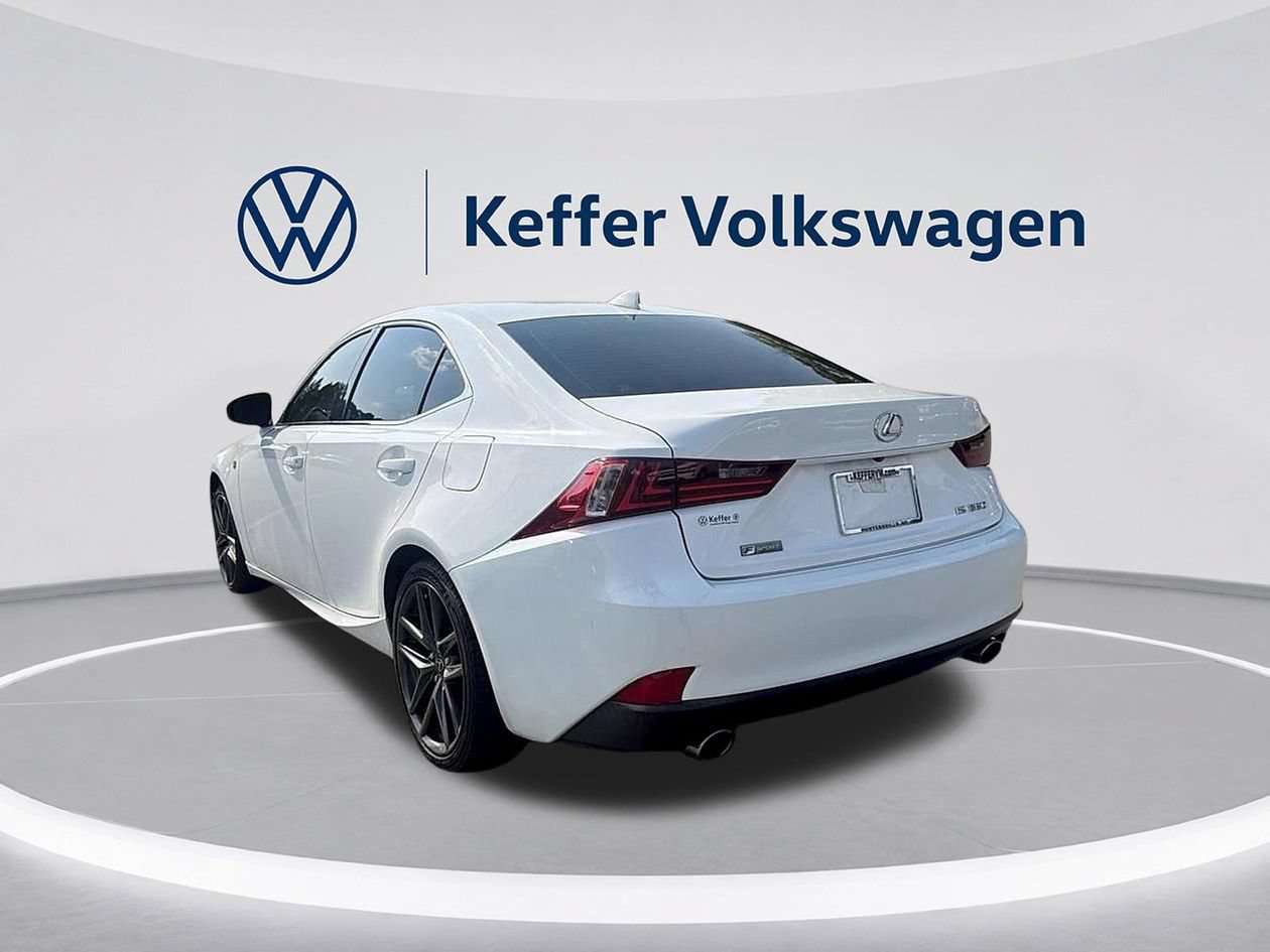 Used 2016 Lexus IS 350 RWD image 3