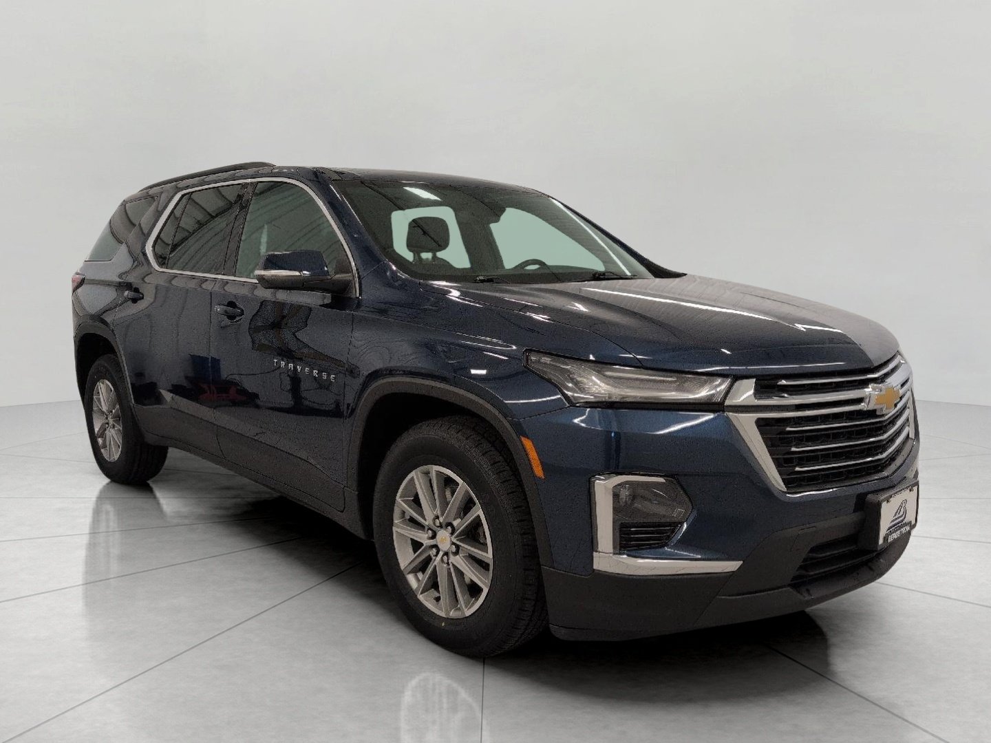 Used 2023 Chevrolet Traverse LT w/ LPO, Floor Liner Package