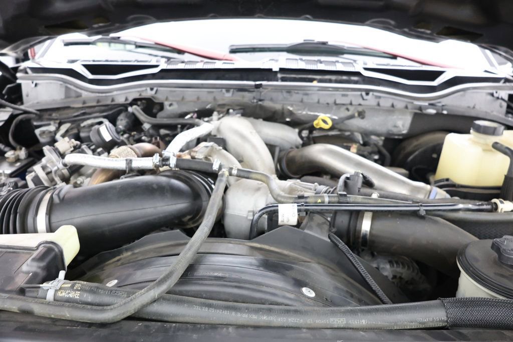 Used 2020 Ford F350 Platinum w/ FX4 Off-Road Package image 22