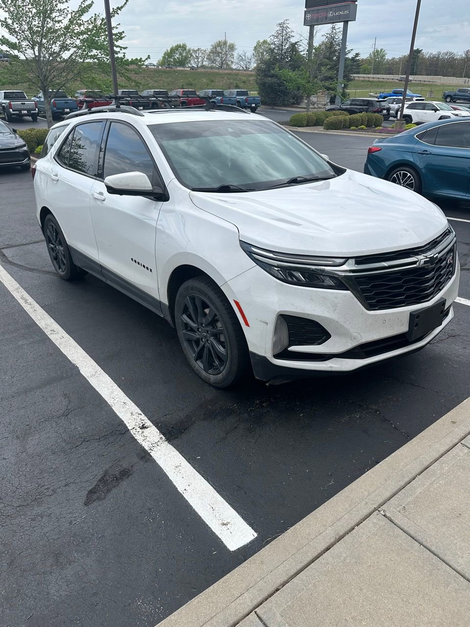 Used 2022 Chevrolet Equinox RS w/ RS Leather Package image 1