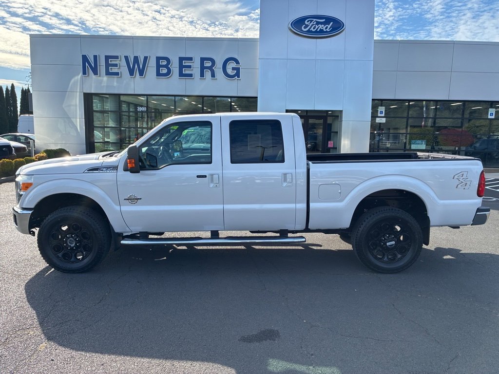 Used 2013 Ford F350 Lariat w/ Camper Pkg image 3