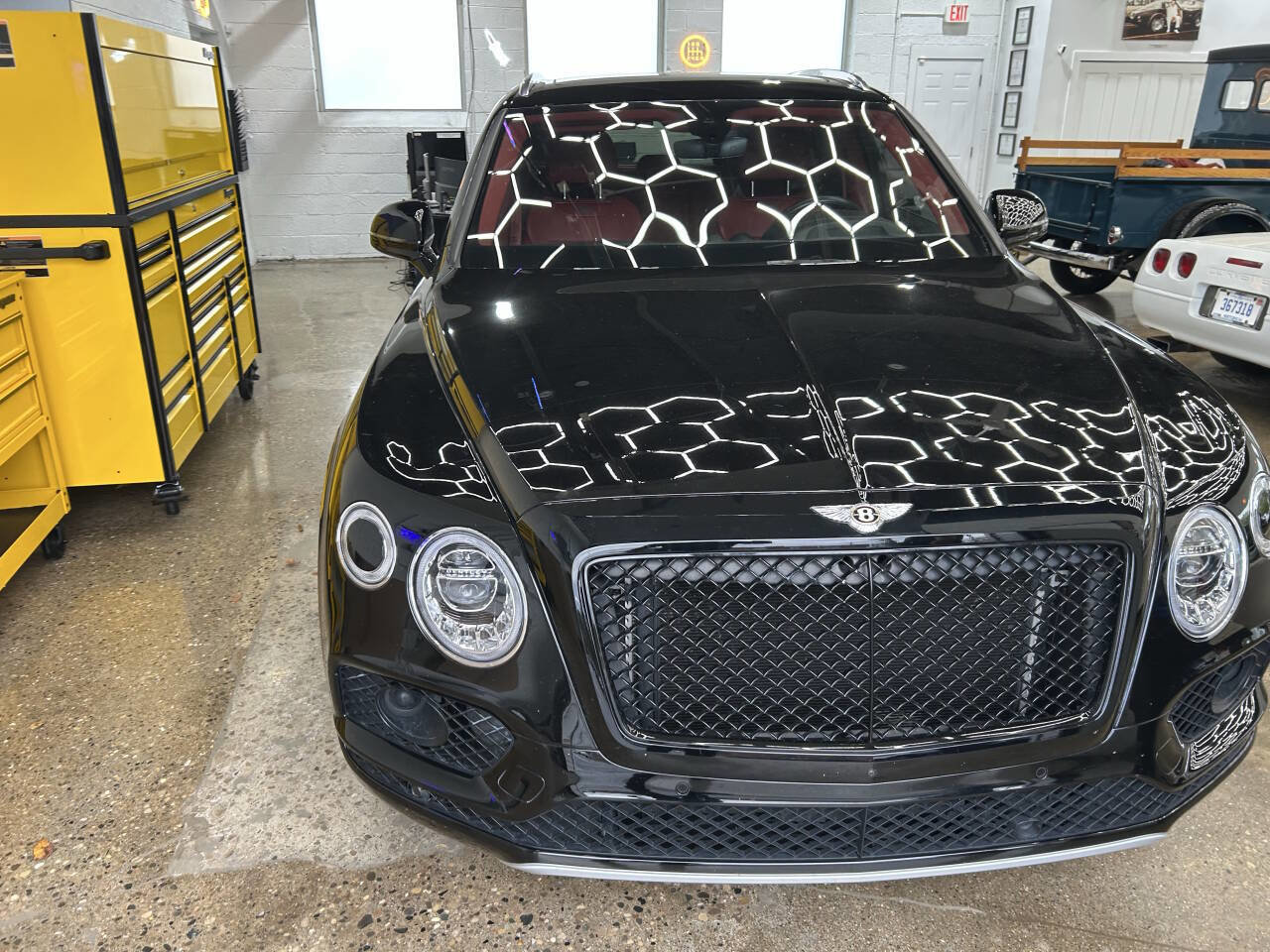 Used 2019 Bentley Bentayga image 10