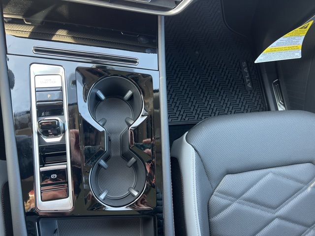 New 2026 Volkswagen Atlas Peak Edition AWD/4WD image 15