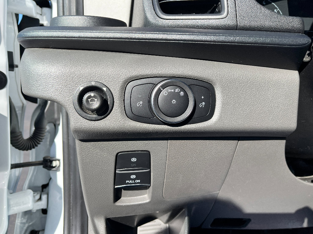 Used 2023 Ford Transit 350 XL image 30
