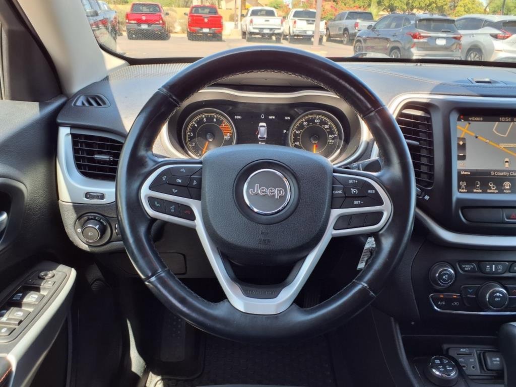 Used 2017 Jeep Cherokee Trailhawk w/ Trailer Tow Group image 8