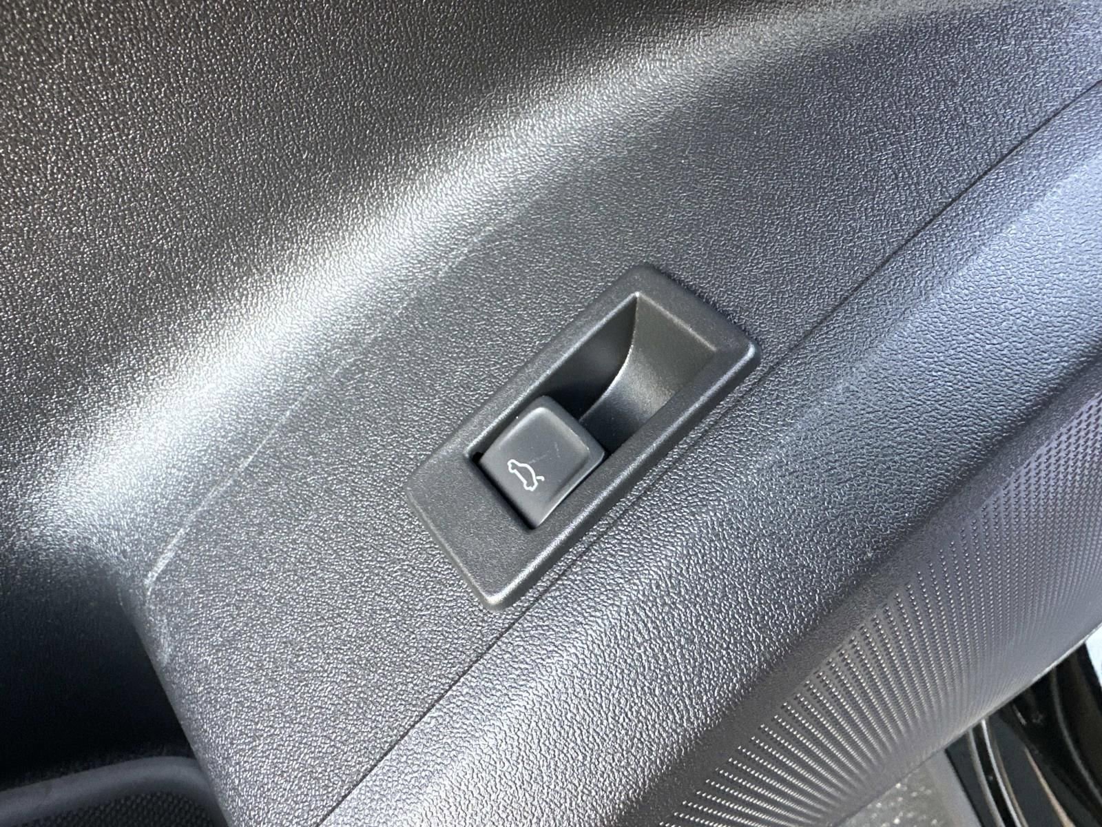 New 2025 Audi Q5 Premium Plus image 12