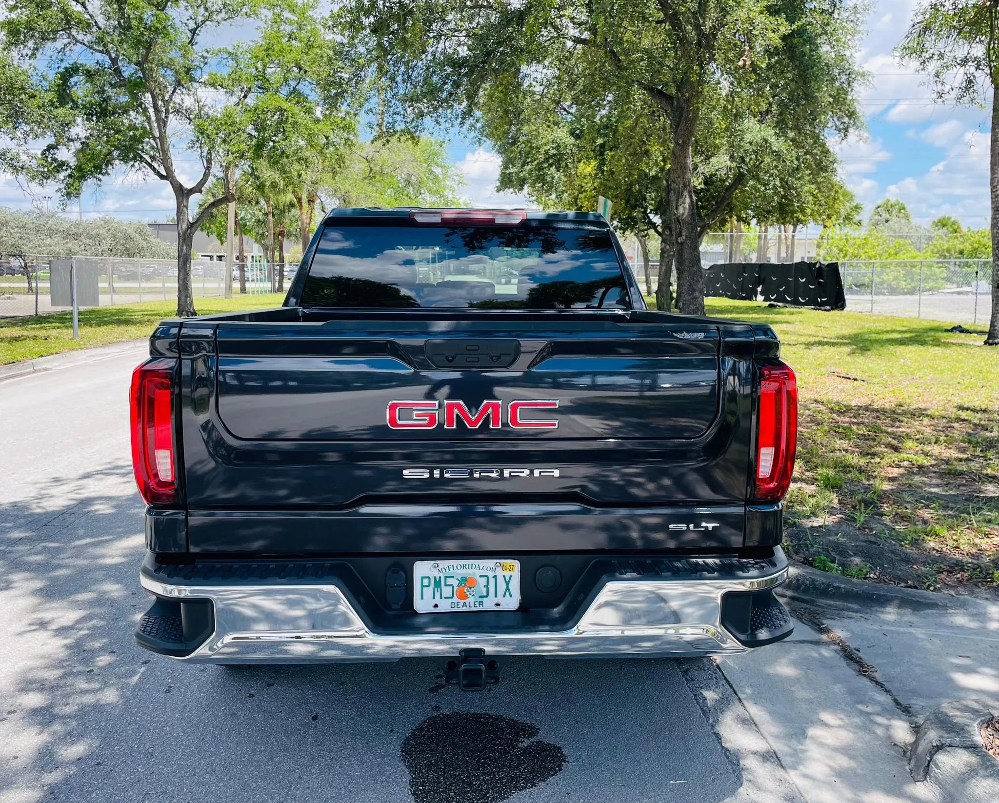 Used 2025 GMC Sierra 1500 SLT RWD image 6