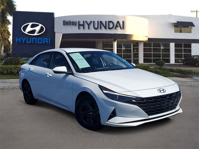 Certified 2023 Hyundai Elantra SEL w/ Cargo Package
